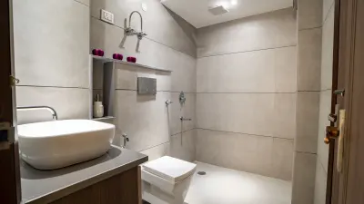 4 BHK | 115 SQ YDS  Thumbnail #2