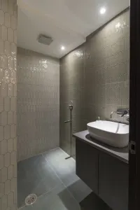 4 BHK |  110 SQ YDS  Thumbnail #3